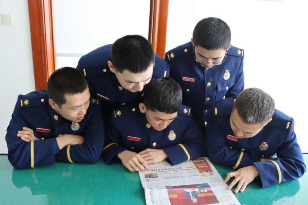 逃离宝船